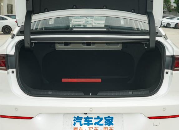 AION S 2022款 魅 580 Pio 车厢座椅   后备厢