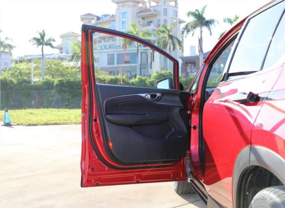 AION V 2020款 80 MAX版 车厢座椅   前门板