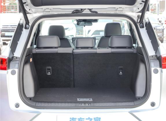 AION V 2023款 Plus 70 智享科技版 三元锂 车厢座椅   后备厢