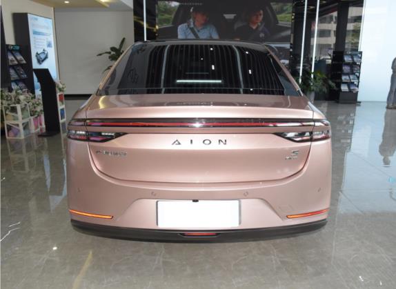 AION S Plus 2022款 70 智驾版 外观   正后