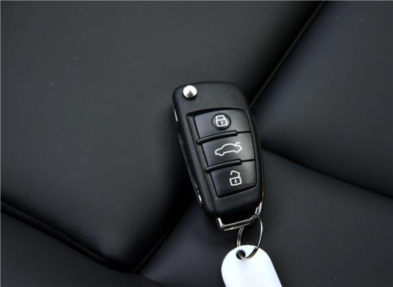 奥迪RS 3 2017款 RS 3 2.5T Limousine 其他细节类   钥匙