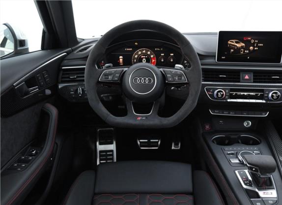 奥迪RS 4 2019款  RS 4 2.9T Avant 中控类   驾驶位