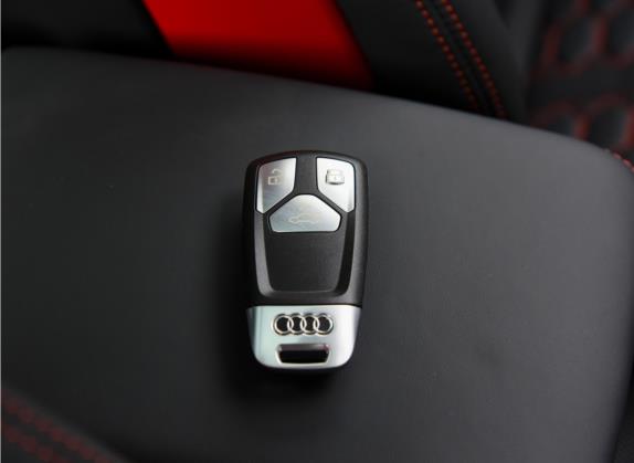 奥迪RS 4 2021款 RS4 Avant 暗金版 其他细节类   钥匙