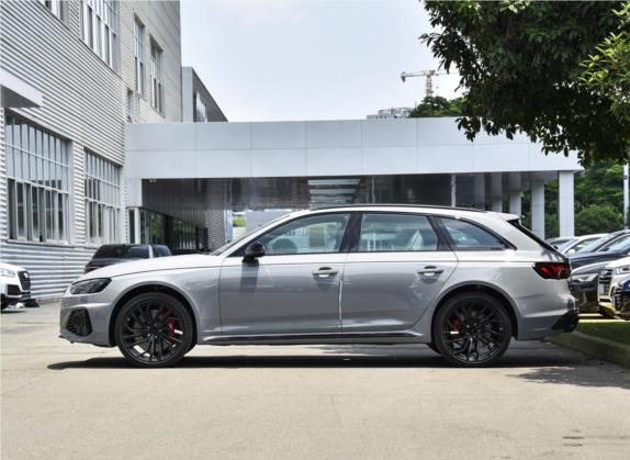 奥迪RS 4 2021款 RS4 Avant 黑曜版 外观   正侧