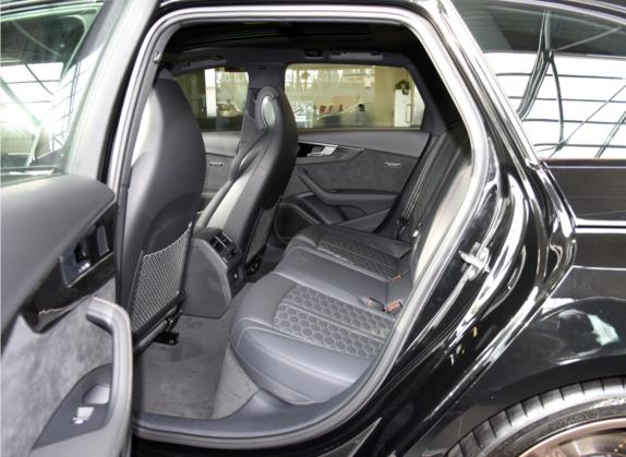 奥迪RS 4 2022款 RS4 Avant 暗金版 车厢座椅   后排空间