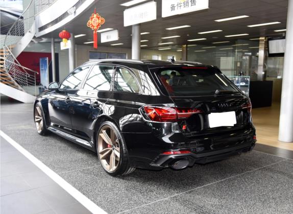 奥迪RS 4 2022款 RS4 Avant 暗金版 外观   斜后