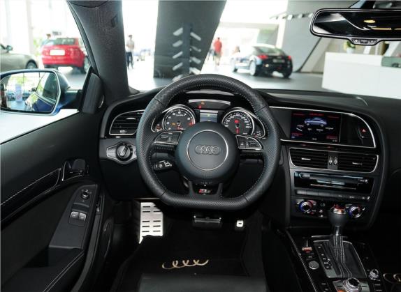 奥迪RS 5 2012款 RS 5 Coupe 中控类   驾驶位