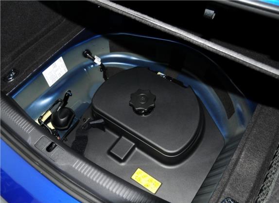 奥迪RS 5 2012款 RS 5 Coupe 其他细节类   备胎