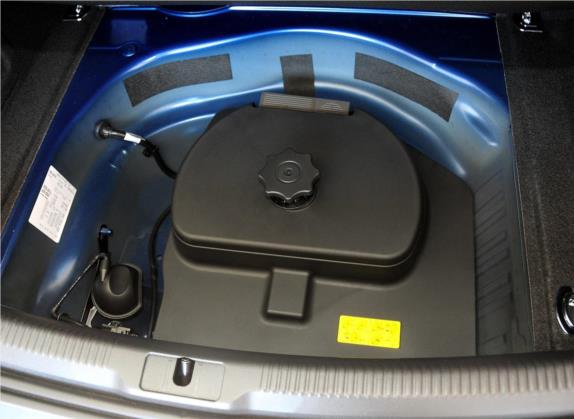 奥迪RS 5 2014款 RS 5 Coupe 特别版 其他细节类   备胎