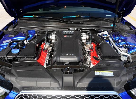 奥迪RS 5 2014款 RS 5 Coupe 特别版 其他细节类   发动机舱
