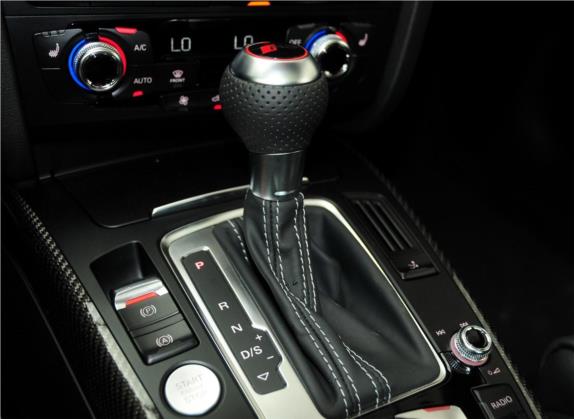 奥迪RS 5 2014款 RS 5 Coupe 特别版 中控类   挡把
