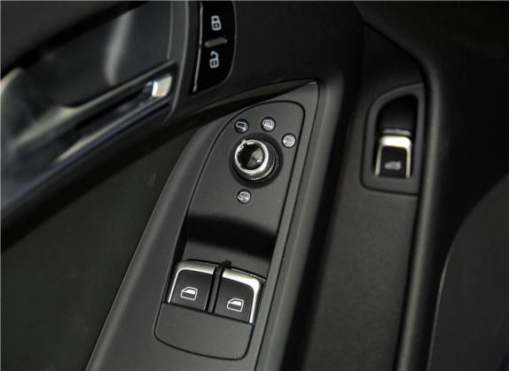 奥迪RS 5 2014款 RS 5 Coupe 特别版 车厢座椅   门窗控制