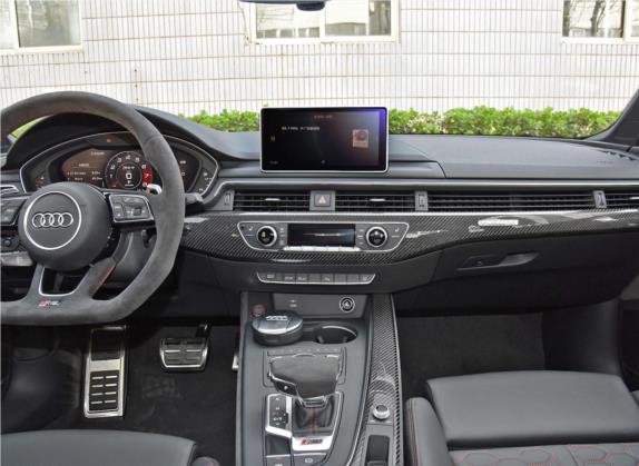 奥迪RS 5 2019款 RS 5 2.9T Coupe 中控类   中控台