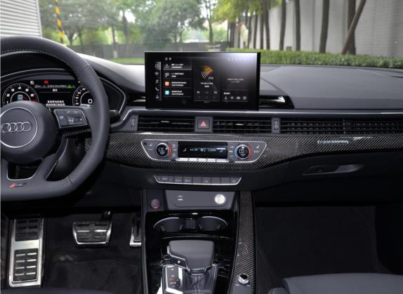奥迪RS 5 2020款 RS 5 2.9T Coupe 中控类   中控台