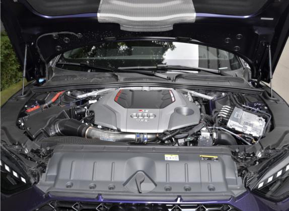 奥迪RS 5 2020款 RS 5 2.9T Coupe 其他细节类   发动机舱