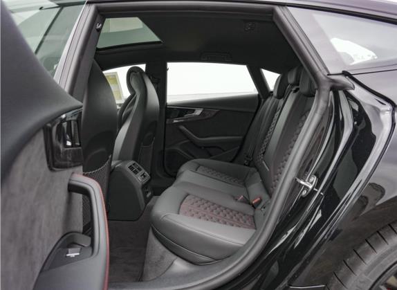 奥迪RS 5 2020款 RS 5 2.9T Sportback 车厢座椅   后排空间