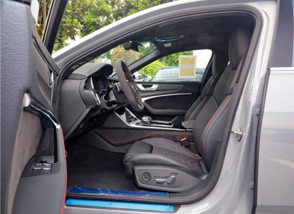 奥迪RS 6 2021款 RS 6 4.0T Avant 车厢座椅   前排空间