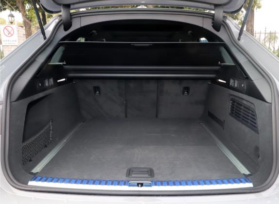 奥迪RS 6 2021款 RS 6 4.0T Avant 车厢座椅   后备厢