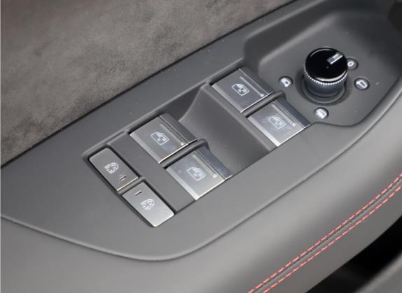 奥迪RS 6 2021款 RS 6 4.0T Avant 车厢座椅   门窗控制