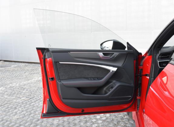 奥迪RS 7 2021款 RS 7 4.0T Sportback 车厢座椅   前门板