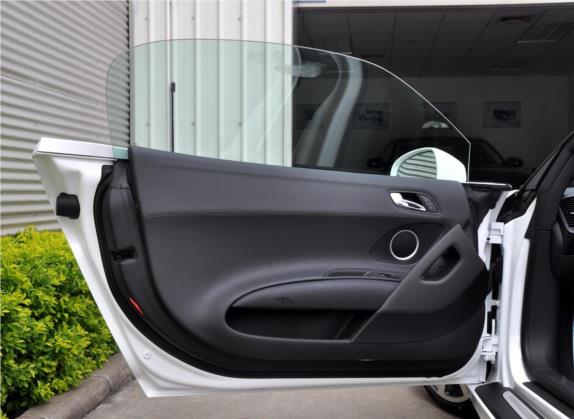 奥迪R8 2011款 Spyder 5.2 FSI quattro 车厢座椅   前门板