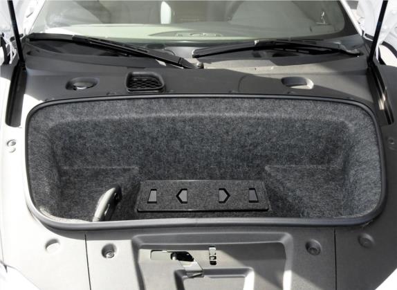 奥迪R8 2014款 5.2 FSI quattro 车厢座椅   后备厢