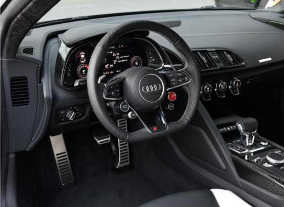 奥迪R8 2021款 V10 Coupe performance 收藏家版 中控类   驾驶位