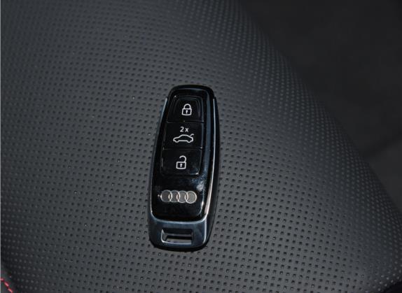奥迪RS Q8 2021款 RS Q8 4.0T 尊享版 其他细节类   钥匙