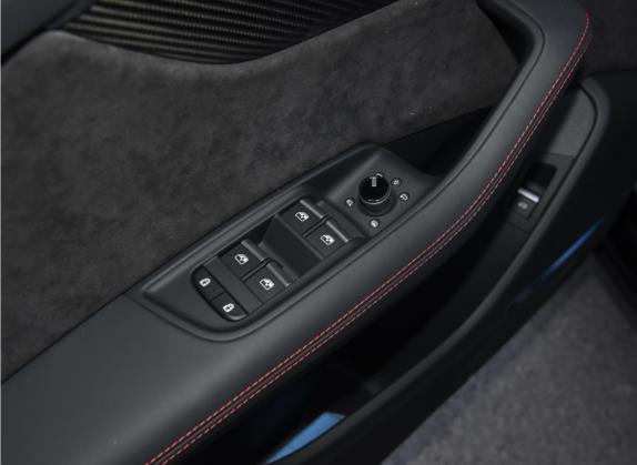奥迪RS Q8 2021款 RS Q8 4.0T 尊享版 车厢座椅   门窗控制
