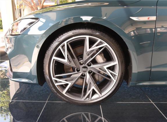 奥迪A7L 2022款 55 TFSI quattro S-line edition one先行版 其他细节类   前轮
