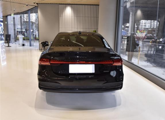 奥迪A7L 2022款 45 TFSI quattro S-line 黑武士版 外观   正后
