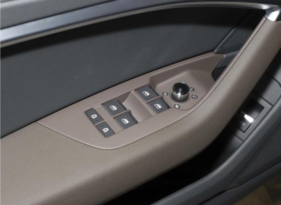 奥迪A7L 2022款 45 TFSI S-line 筑梦未来版 车厢座椅   门窗控制