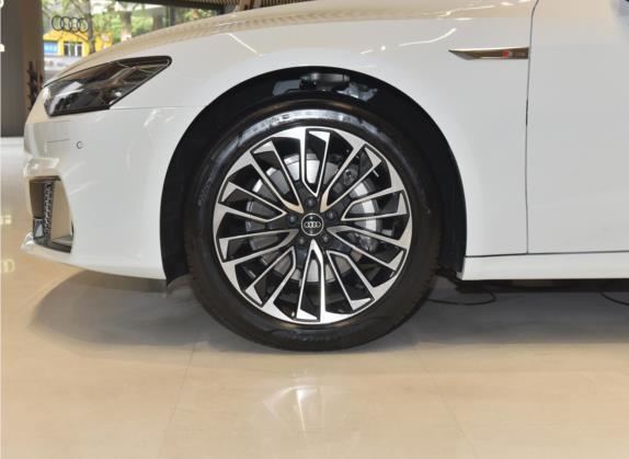 奥迪A7L 2022款 45 TFSI S-line 筑梦新生版 其他细节类   前轮