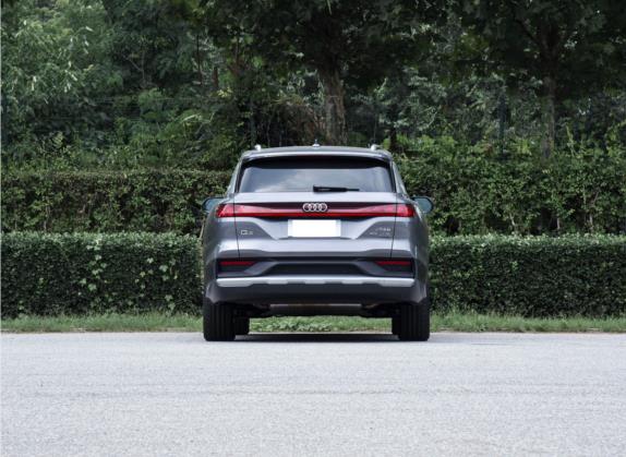 奥迪Q6 2022款 45 TFSI quattro 齐云型 Light 羽林套装 外观   正后