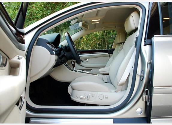 奥迪A8 2008款 A8L 2.8 FSI豪华型 车厢座椅   前排空间