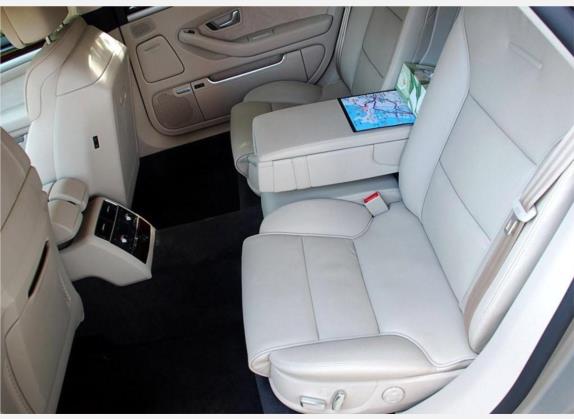 奥迪A8 2008款 A8L 2.8 FSI豪华型 车厢座椅   后排空间