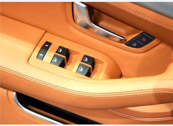 奥迪A8 2009款 A8L 3.0 FSI 标准型 车厢座椅   门窗控制