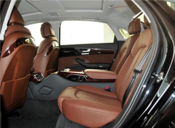 奥迪A8 2012款 A8L 45 TFSI quattro豪华型 车厢座椅   后排空间
