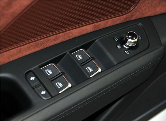 奥迪A8 2012款 A8L 45 TFSI quattro豪华型 车厢座椅   门窗控制