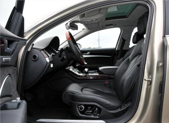 奥迪A8 2012款 A8L 6.3 FSI W12 quattro 车厢座椅   前排空间