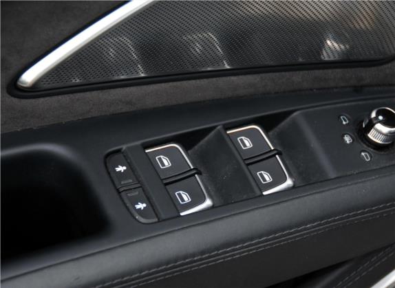 奥迪A8 2012款 A8L 6.3 FSI W12 quattro 车厢座椅   门窗控制
