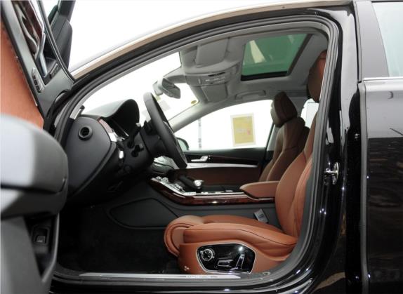 奥迪A8 2013款 A8L 40 hybrid 车厢座椅   前排空间