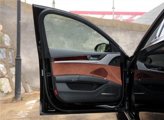奥迪A8 2013款 A8L 40 hybrid 车厢座椅   前门板