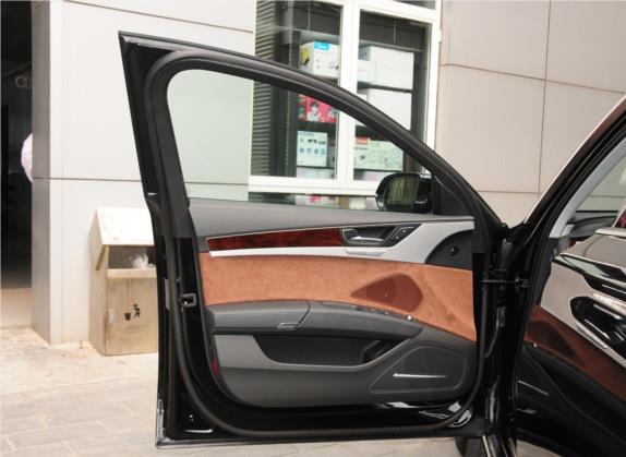 奥迪A8 2013款 A8L 55 TFSI quattro豪华型 车厢座椅   前门板