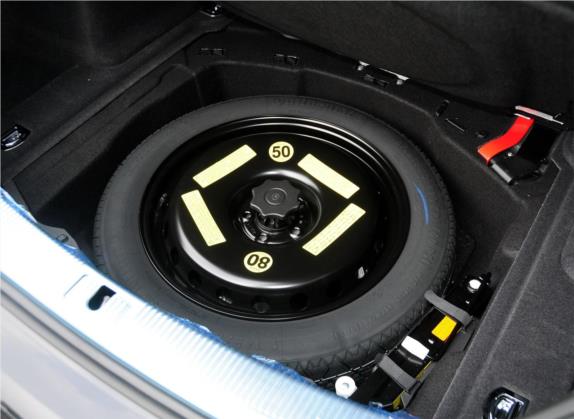 奥迪A8 2013款 A8L 50 TFSI quattro专享型 其他细节类   备胎