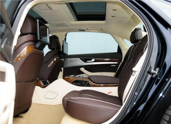奥迪A8 2013款 A8L 50 TFSI quattro专享型 车厢座椅   后排空间