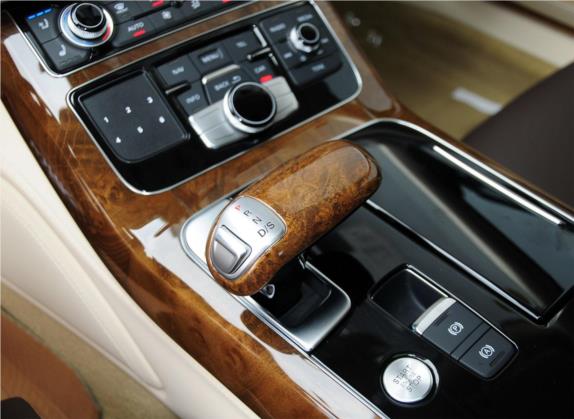 奥迪A8 2013款 A8L 50 TFSI quattro专享型 中控类   挡把