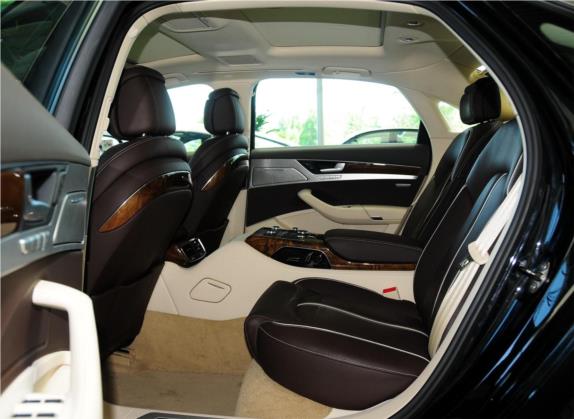 奥迪A8 2013款 A8L 45 TFSI quattro专享型 车厢座椅   后排空间