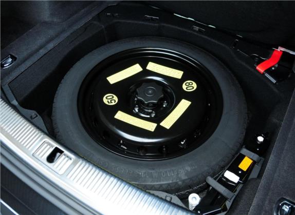 奥迪A8 2013款 A8L 45 TFSI quattro舒适型 其他细节类   备胎