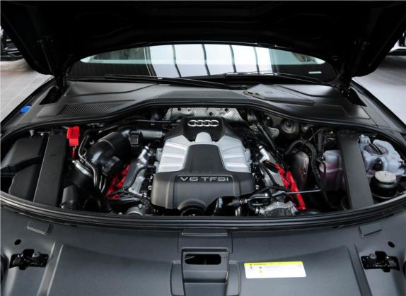 奥迪A8 2013款 A8L 45 TFSI quattro舒适型 其他细节类   发动机舱